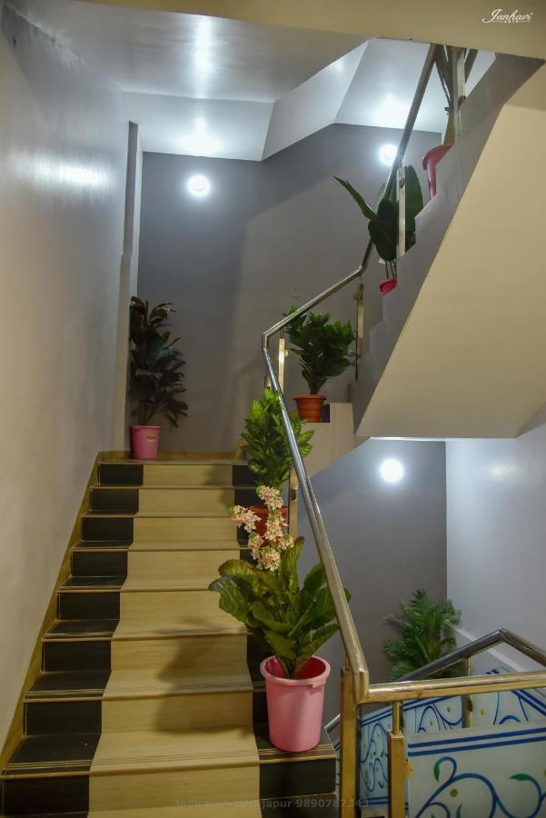 Pawan Executive Tuljapur Esterno foto